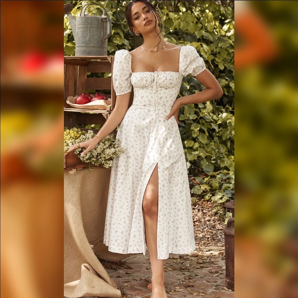 House of CB Dresses & Skirts - Tallulah WHITE FLORAL PUFF SLEEVE MIDI DRESS